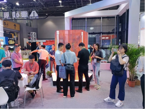 2023光亞展|專訪康碩展：打破LED顯示傳統審美觀念，推動智慧文旅發展